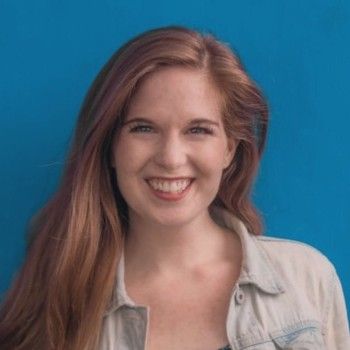 Chelsea Turgeon MD - Career coach. She helps healthcare professionals recover from burnout and find career fulfillment Photo of Chelsea Turgeon