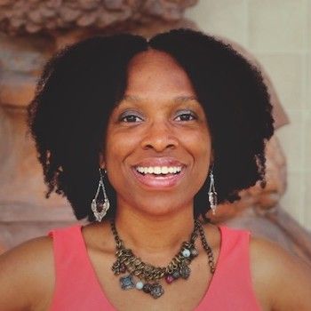 Daphne Valcin - Executive coach, speaker, and trainer specializing in helping individuals thrive in life, work, and business Photo of Daphne Valcin