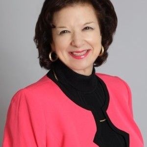 Cindy Fassler - Career Coach and Recruiting: specializing, but not limited to: Career Transitions, Over 40 and Recent Graduates, Executive Search Photo of Cindy Fassler