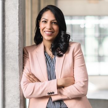 Jen Narayan - Career and Purpose Coach. Combining Mindfulness and Job Search Strategies to guide you to a meaningful career aligned to your purpose. Photo of Jen Narayan